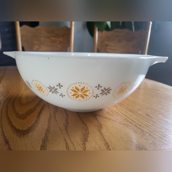 ✨️Pyrex Vintage Town & Country Mixing Bowl - Picture 3 of 5